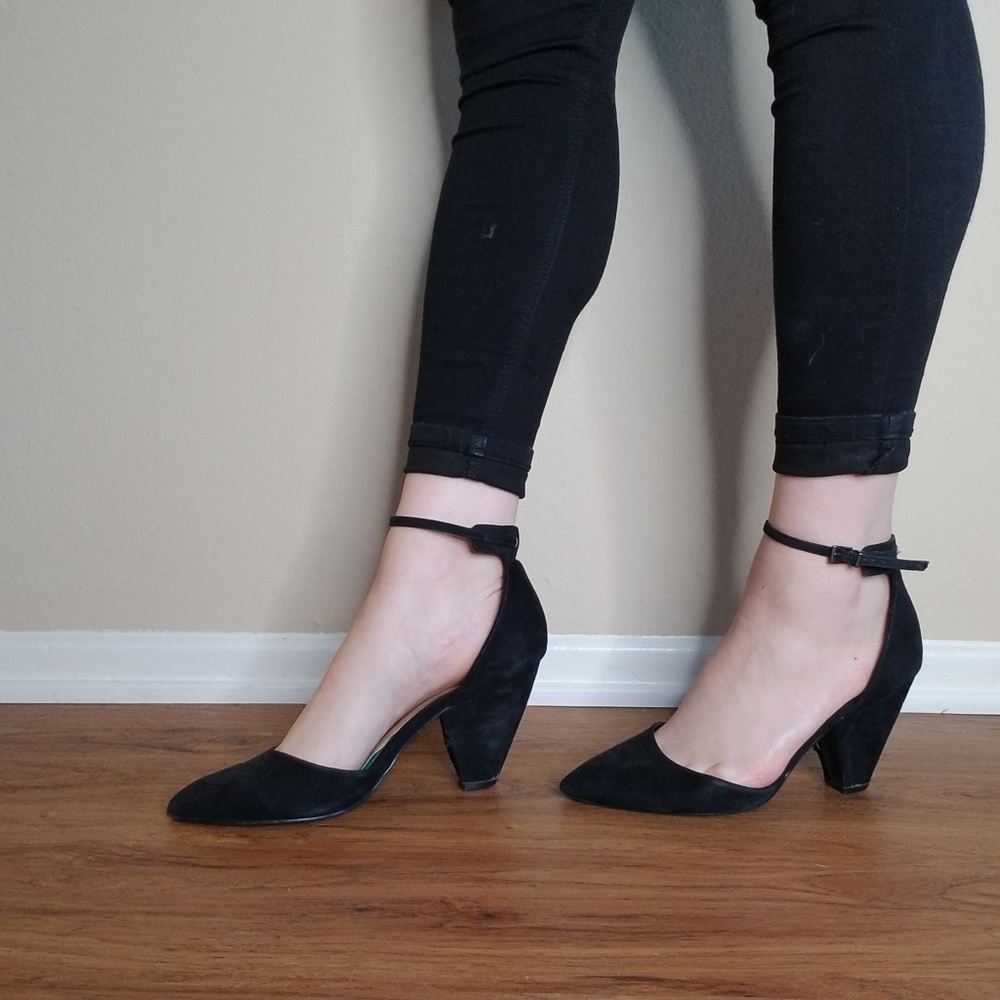 ASOS Ankle Strap Block Heel - Black